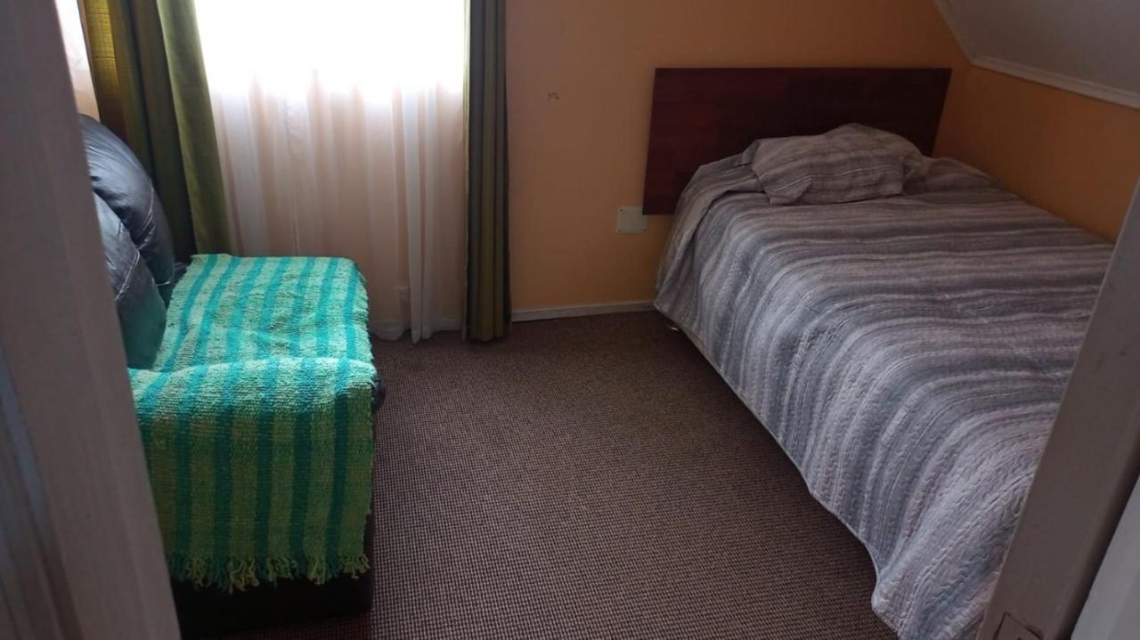 Cabanas Y Hostal Tepual Puerto Montt Bagian luar foto